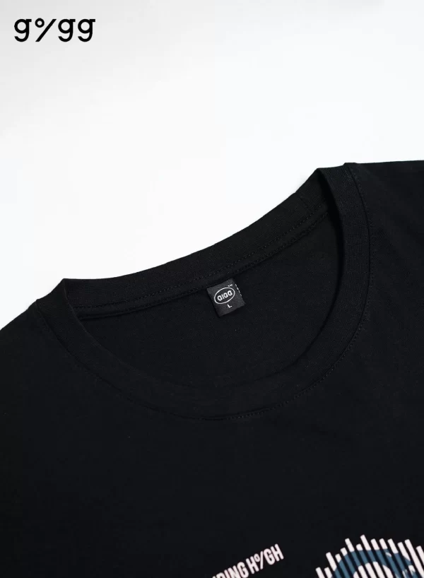 GIGG – Bob Peace – Black Basic Tshirt – Cotton Combed 30’s – Baju Kaos Hitam Cowok